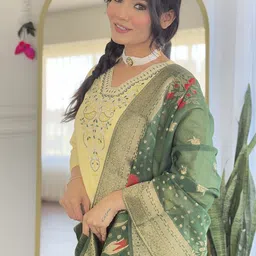 Siya Fashion Women Floral Yoke Design Regular Kurta with Trousers & With Dupatta image 2