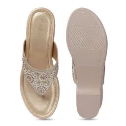 carrito Wedge Sandals image 3