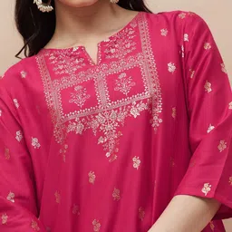Melange by Lifestyle Geometric Embroidered Notch Neck Thread Work Straight Kurta image 5