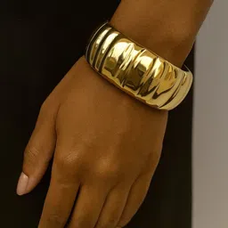 KALAVAATHI Women Gold-Plated Cuff Bracelet-picture-23