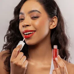 BLUR INDIA Call Me Daddy Nude Matte Liquid Lipstick 5ml - Cheery Red image 2