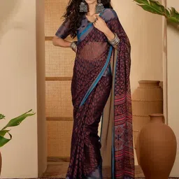 Sangria Abstract Printed Saree with Contrast Border & Unstitched Blouse-image-78