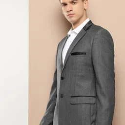 INVICTUS Mock Pocket Detail Notched Lapel Single-Breasted Blazer image 3