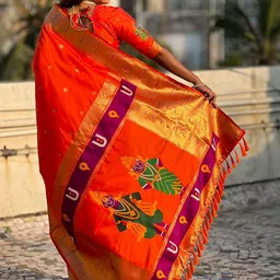 ELITE WEAVES Ethnic Motifs Woven Design Zari Paithani Saree image 2