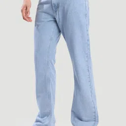 Bene Kleed Men Relaxed Fit Mid-Rise Light Fade Jeans image 3