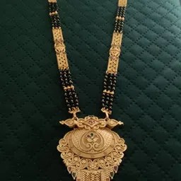 niva fashion Gold-Plated Brass Artificial Stones and Beads Mangalsutra-picture-28
