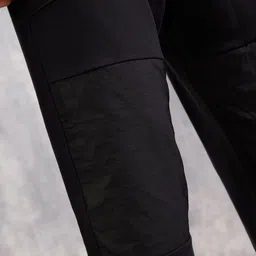 WROGN Men Relaxed-Fit Cotton Mid Rise Joggers image 5