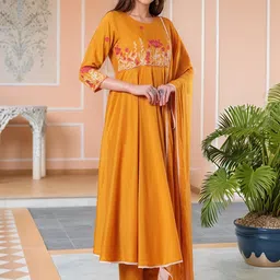 Aaghnya Women Yellow Kurta Sets-image-47