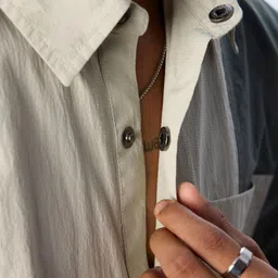 Urban Monkey Men Standard Relaxed Fit Colourblocked Spread Collar Casual Shirt image 5