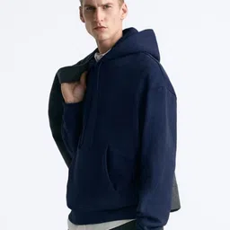 MISCHIEF MONKEY Men Solid Hooded Oversized Sweatshirt image 3