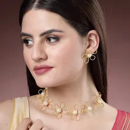 DressBerry Gold-Plated Floral-Shaped & Beaded Jewellery Set image 5