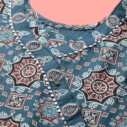 Sangria Women Printed Pure Cotton Round Neck Kurta Pant & Dupatta Set image 2