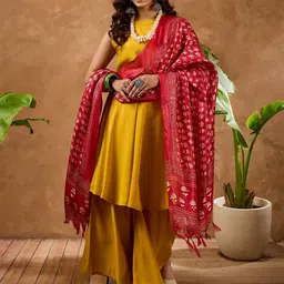 InWeave Floral Printed Tasselled Dupatta-picture-30