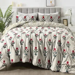 the white moss Hannah Pleat Pinch luxurious Winter Single Comforter with One Pillow Cover image 1
