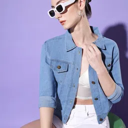 buynewtrend Women Regular Fit Solid Spread Collar Casual Shirt image 4