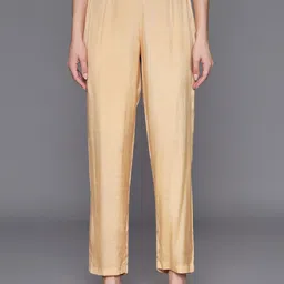 HEEPOSH Women Yellow Floral Embroidered Regular Thread Work Kurta with Trousers & With Dupatta image 4