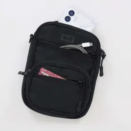 Bewakoof Unisex Unisex Black Printed Sling Bag-picture-12