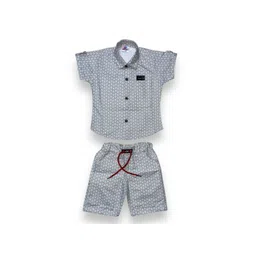 FLUEMART Boys Printed Shirt with Shorts image 4