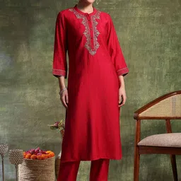 Nayam By Lakshita Ethnic Motifs Embroidered Mandarin Collar Thread Work Kurta & Trouser-image-49