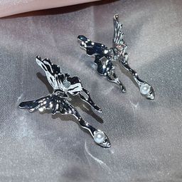 VAGHBHATT Silver-Plated Pearls Beaded Butterfly Shaped Drop Earrings-picture-15