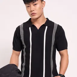 People Men V-Neck Monochrome Pockets T-shirt image 1