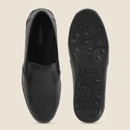 Metro Men Textured Slip On Formal Shoes image 5