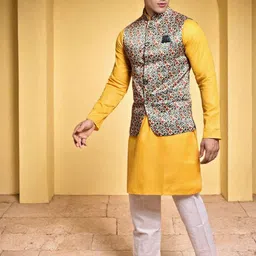 PRINTINDIA Men Solid Kurta with Trousers image 4