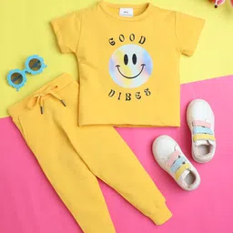 Knitting Doodles Girls Graphic Printed Pure Cotton T shirt & Joggers Clothing Set-image-71