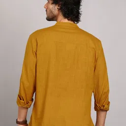 HERE&NOW Men Solid Straight Kurtas image 2