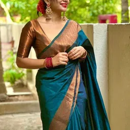 CANIZZARO Woven Design Zari Silk Blend Banarasi Saree image 3