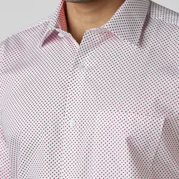 Van Heusen Printed Spread Collar Short Sleeves Formal Shirt image 4