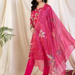 Katn India Women Printed Kurta with Trousers & With Dupatta image 3