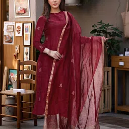 Anni Designer Women Floral Printed Regular Kurta with Trousers & Dupatta-image-40