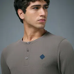 Technosport Men Anti Static Self Design Henley Neck Slim Fit T-shirt image 4