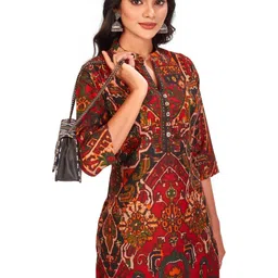 Saturn Creation Women Ethnic Motifs Printed Regular Pure Cotton Kurta with Palazzos image 3