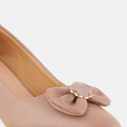 Lavie Women Round Toe Block Heels Pumps With Bows image 2