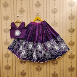 Sangria Girls Embroidered V-Neck Flared Lehenga With Choli-picture-10