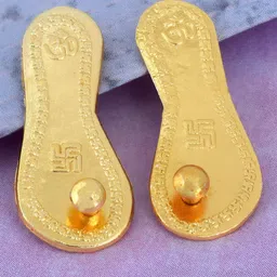 MEMOIR Gold-Plated Laxmi Charan Paduka image 1