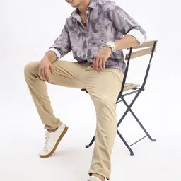 SHOWOFFFF Men Standard Slim Fit Printed Casual Shirt image 2