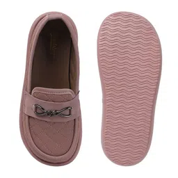 The Roadster Lifestyle Co Women Textured Round Toe Lightweight Slip-On Loafers image 5