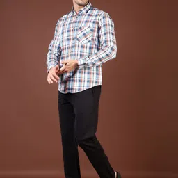 V-Mart Men Regular Fit Mid-Rise Cotton Chinos image 4