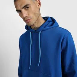 veirdo Men Full Sleeve Solid Hooded Sweatshirt image 5