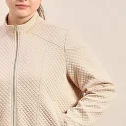 VERO MODA CURVE Women Quilted Jacket image 5