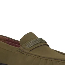 Bata Men Solid Round Toe Loafers image 4