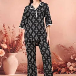 Claura Women Printed Night suit image 1