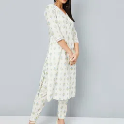 max Floral Printed V-Neck Three-Quarter Sleeves Straight Kurta With Trouser image 2