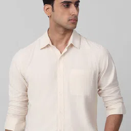Mufti Men Cutaway Collar Textured Cotton Slim Fit Casual Shirt-picture-37
