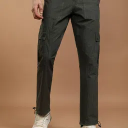 HIGHLANDER Men Straight Fit Cargos Trousers-image-60