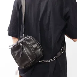 Mast & Harbour Men Solid Messenger Bag image 3