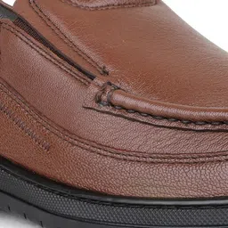 PRIVO by Inc.5 Men Textured Leather Square Toe Formal Slip-On Shoes image 5